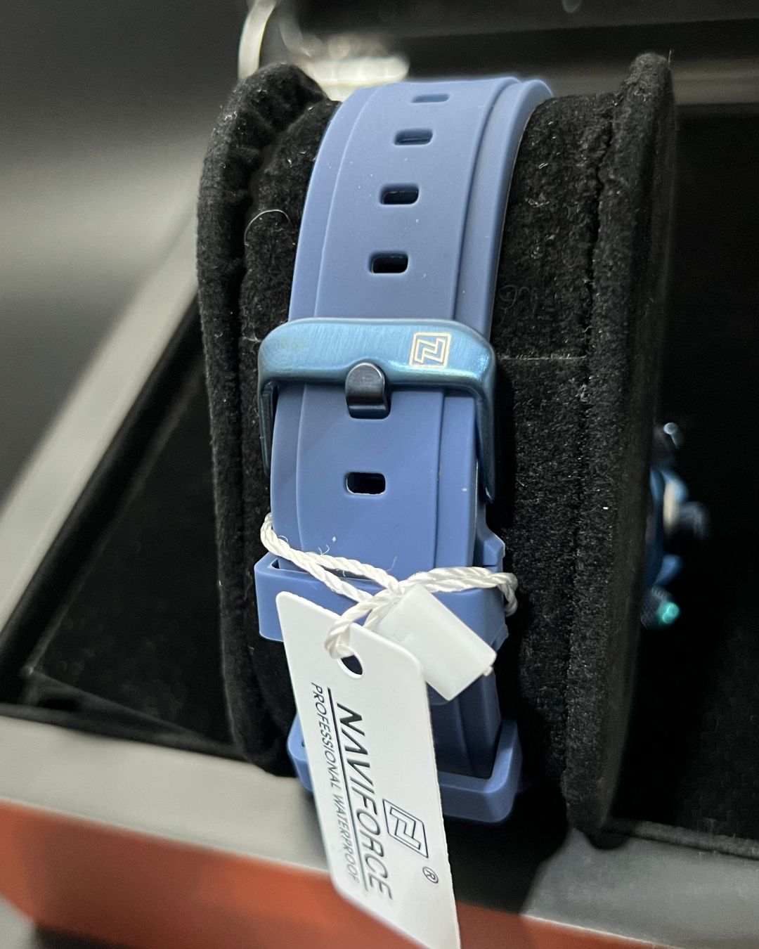 Naviforce NF8033H
